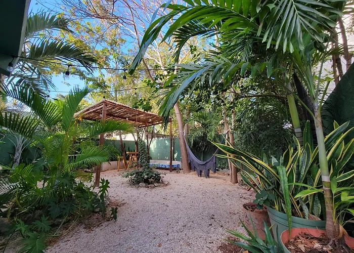 The Secret Garden Apartment *