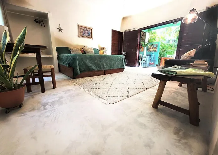 The Secret Garden Apartment